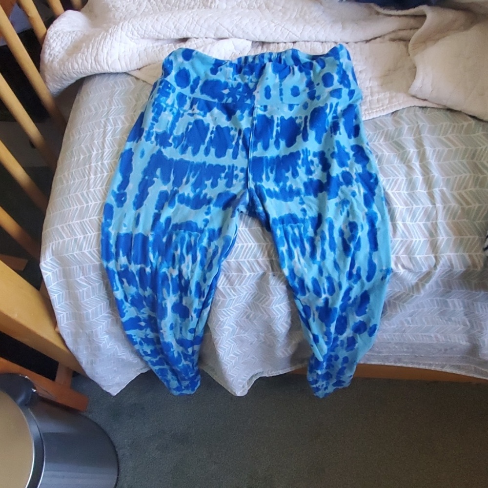 LulaRoe tie dye leggings